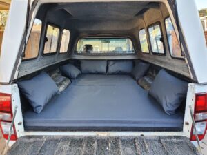 Single cab mattress with puff pillows